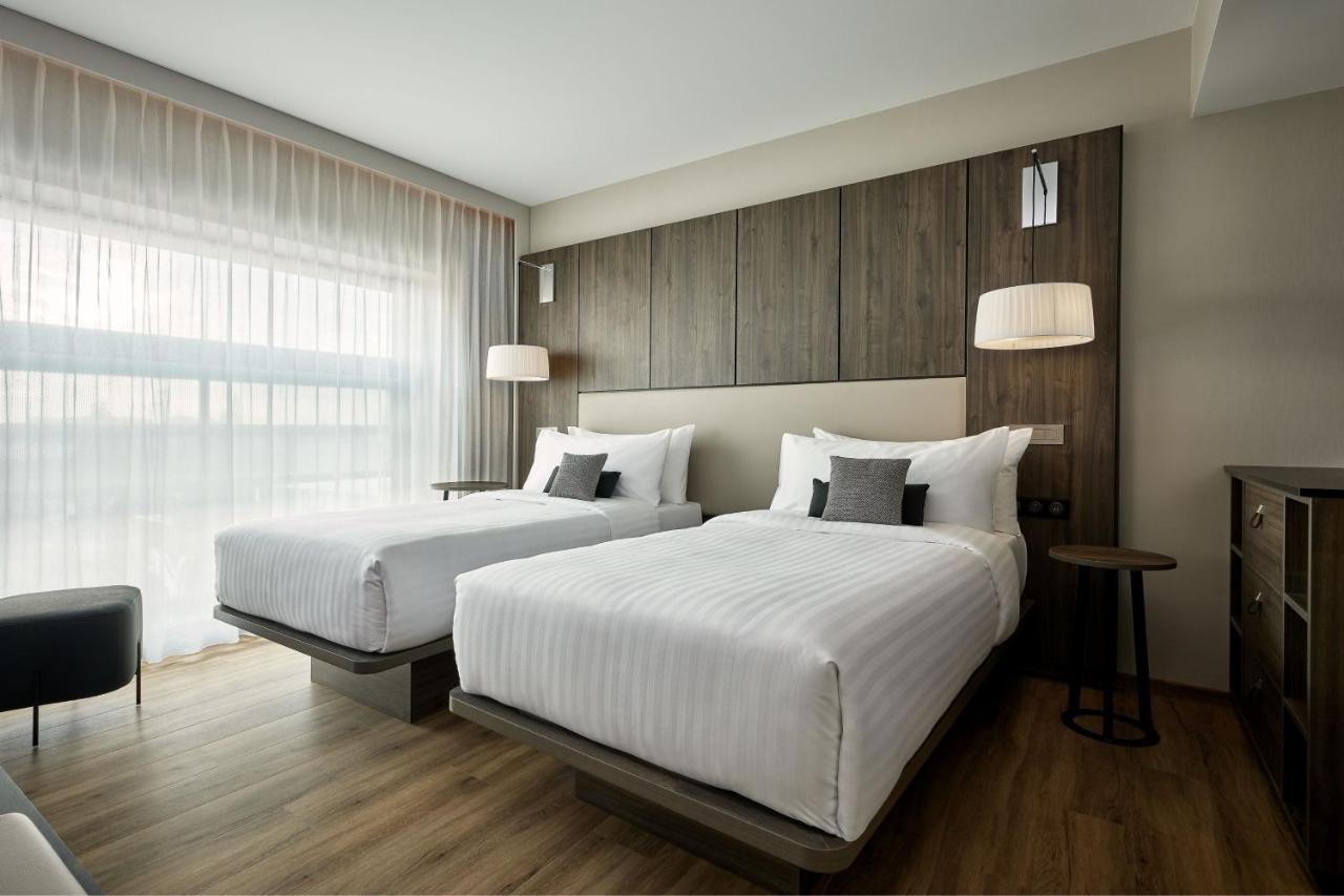 Ac Hotel By Marriott Strasbourg Bagian luar foto
