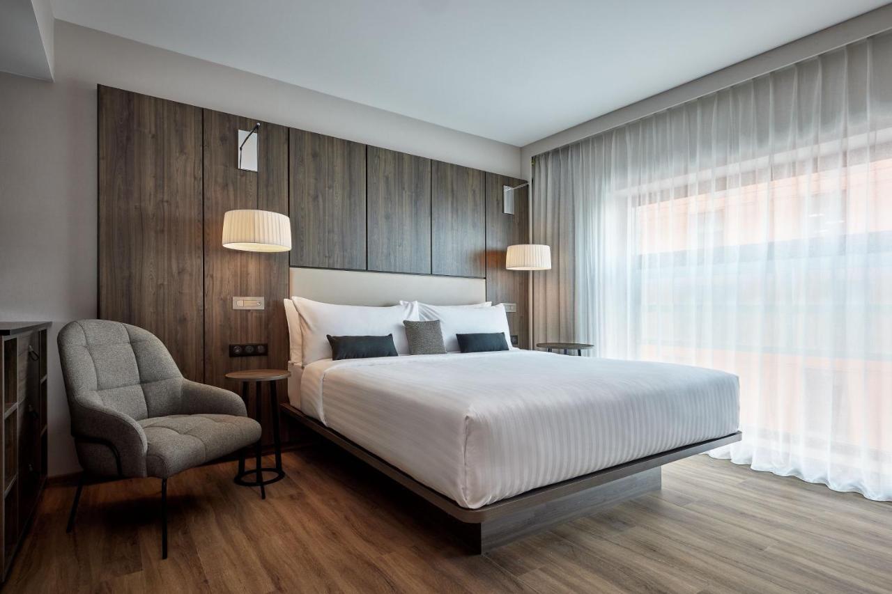 Ac Hotel By Marriott Strasbourg Bagian luar foto